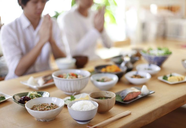 Un desayuno japonés o tambien llamado "asagohan".