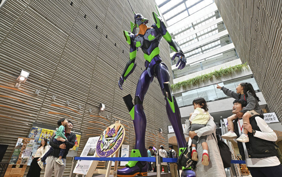 Evangelion gigante aparece en el ayuntamiento de&nbsp;Hamamatsu