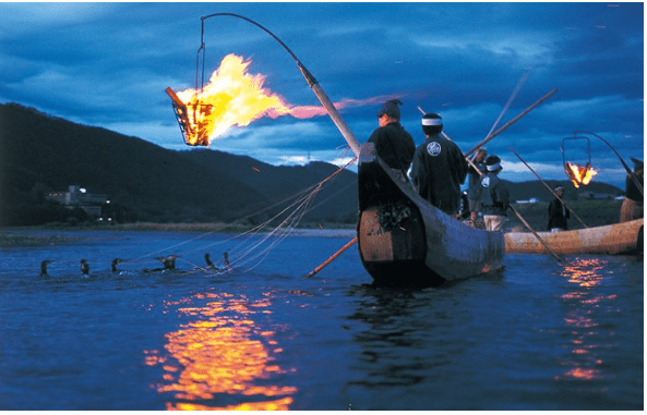 La pesca con cormoranes (ukai).
