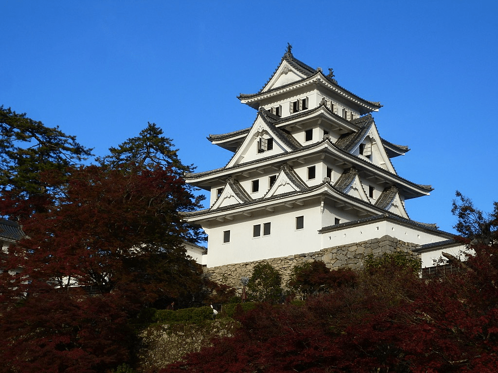 Castillo Gujō Hachiman, localizado en Gujō, Prefectura de Gifu.