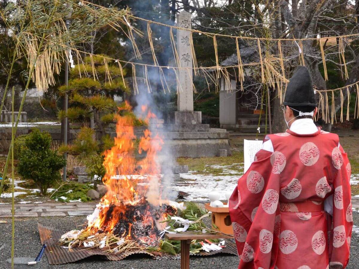 Dondoyaki: el fuego que despide el Año Nuevo&nbsp;japonés