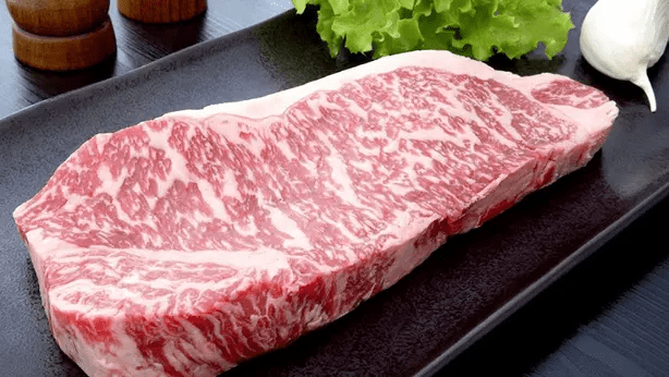 La carne wagyu es muy popular en Kobe.